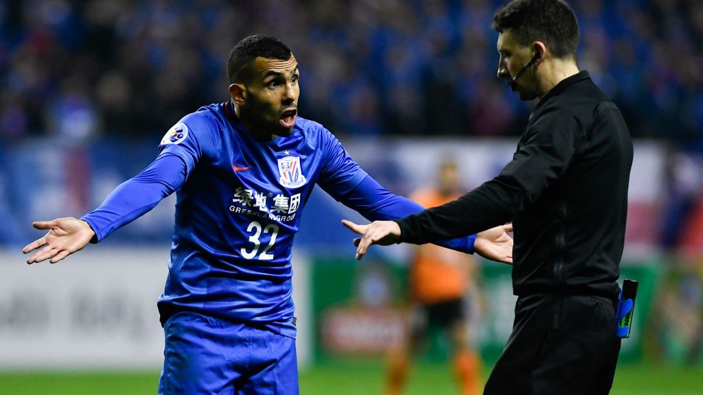 El Shanghai Shenhua deja fuera a Tévez por "sobrepeso"