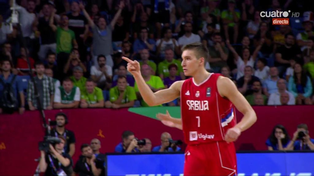 ¡Bogdanovic sentencia el partido frente a Rusia con un triple y un canastón!