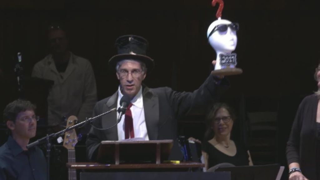 Harvard entrega sus premios "anti-Nobel"