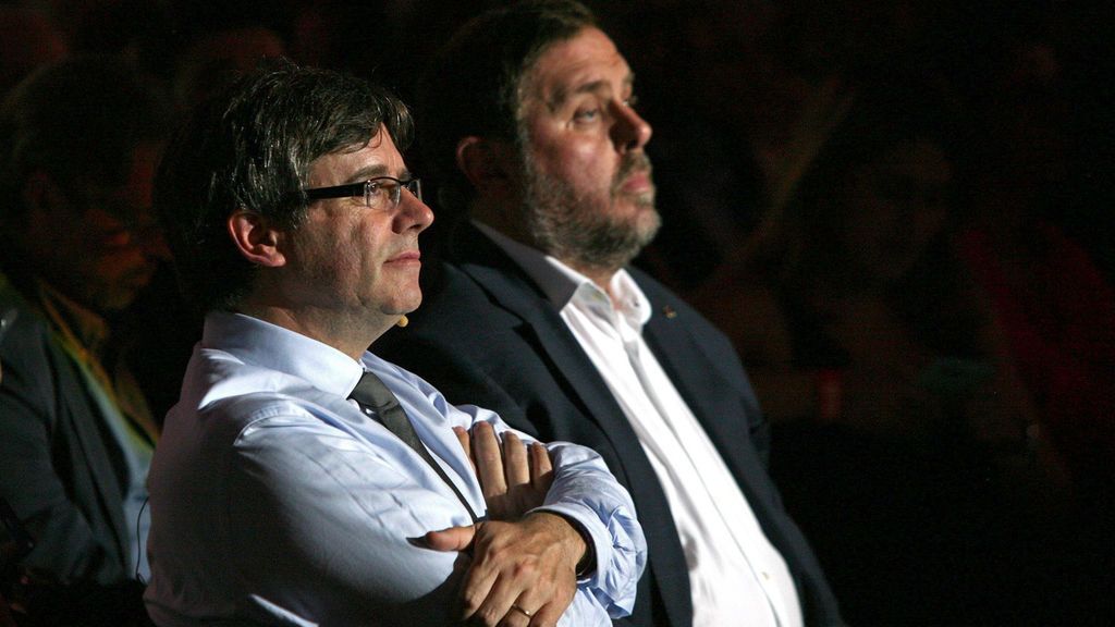 Puigdemont y Junqueras dan el pistoletazo de salida a la campaña del Sí: “Las amenazas nos hacen más fuertes”