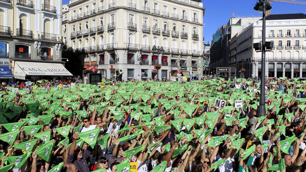 Miles de personas marchan en Madrid para pedir la prohibición de los festejos taurinos