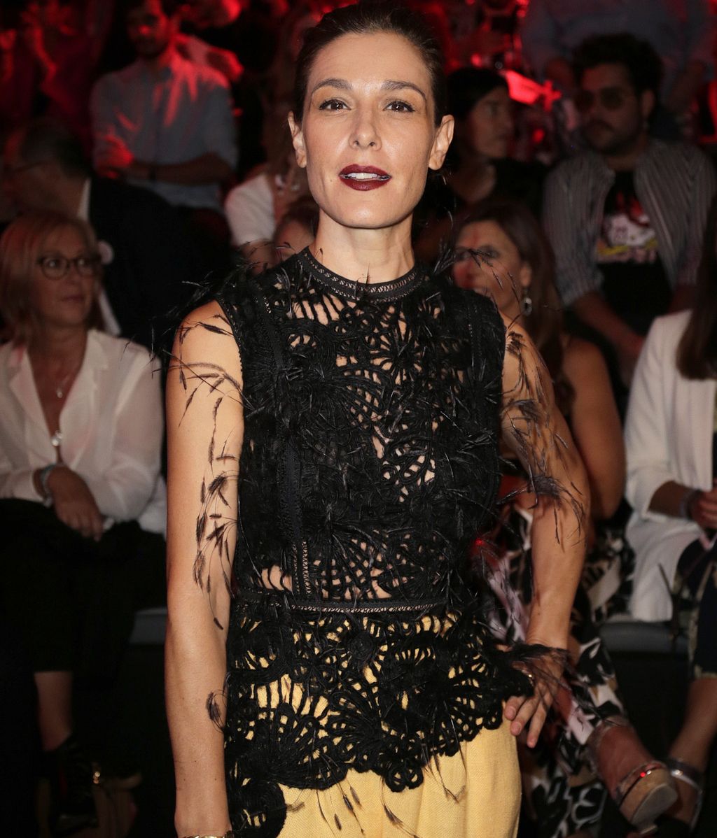 Laura Matamoros, Hiba Abouk y Alba Lago: vips en el desfile de María Escoté