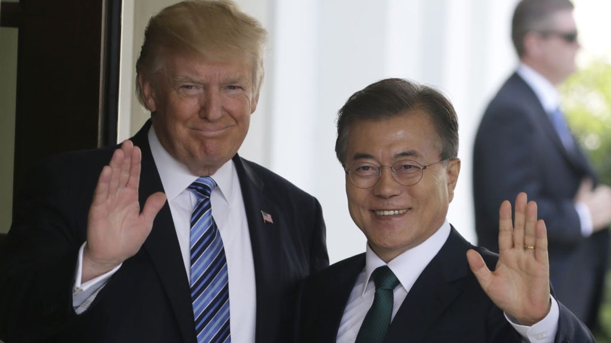 Trump se mofa de Kim Jong Un llamándole "Hombre Cohete"