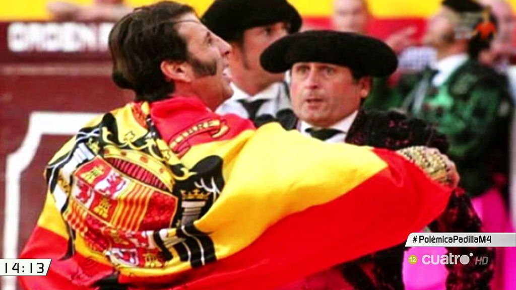 La polémica de Juan José Padilla: En el ruedo con una bandera franquista
