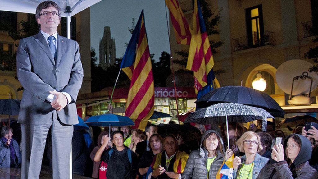 Puigdemont de campaña por la independencia en Gerona