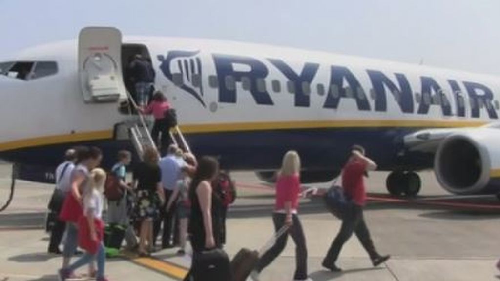 Ryanair cancela 2.000 vuelos... por las libranzas de sus pilotos