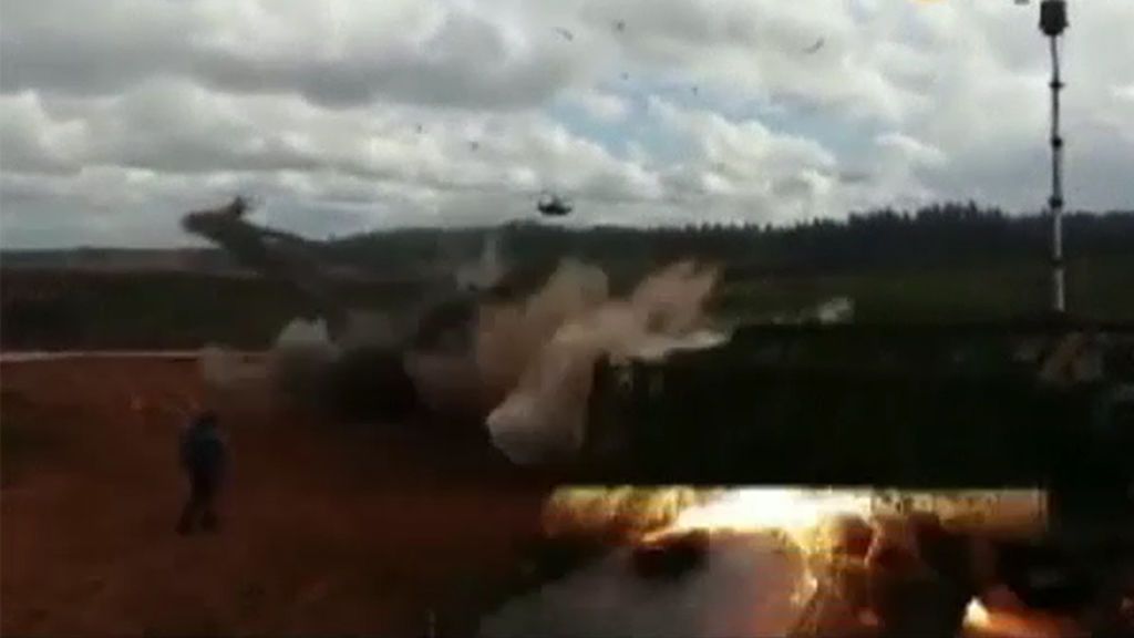 Un helicóptero ruso dispara por error contra el público durante unas maniobras militares