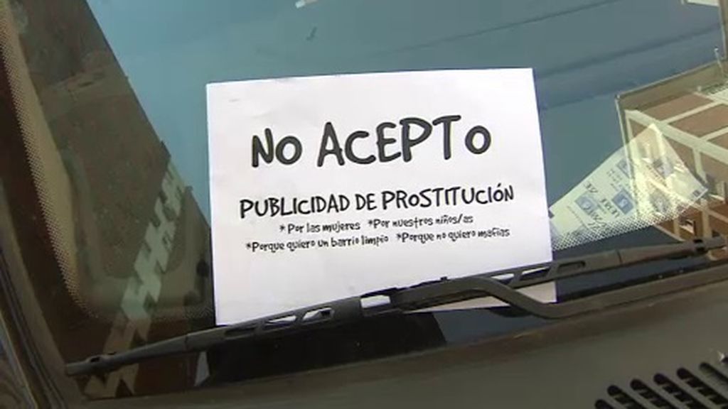 'No acepto publicidad de prostitución': la campaña contra los anuncios para adultos en coches