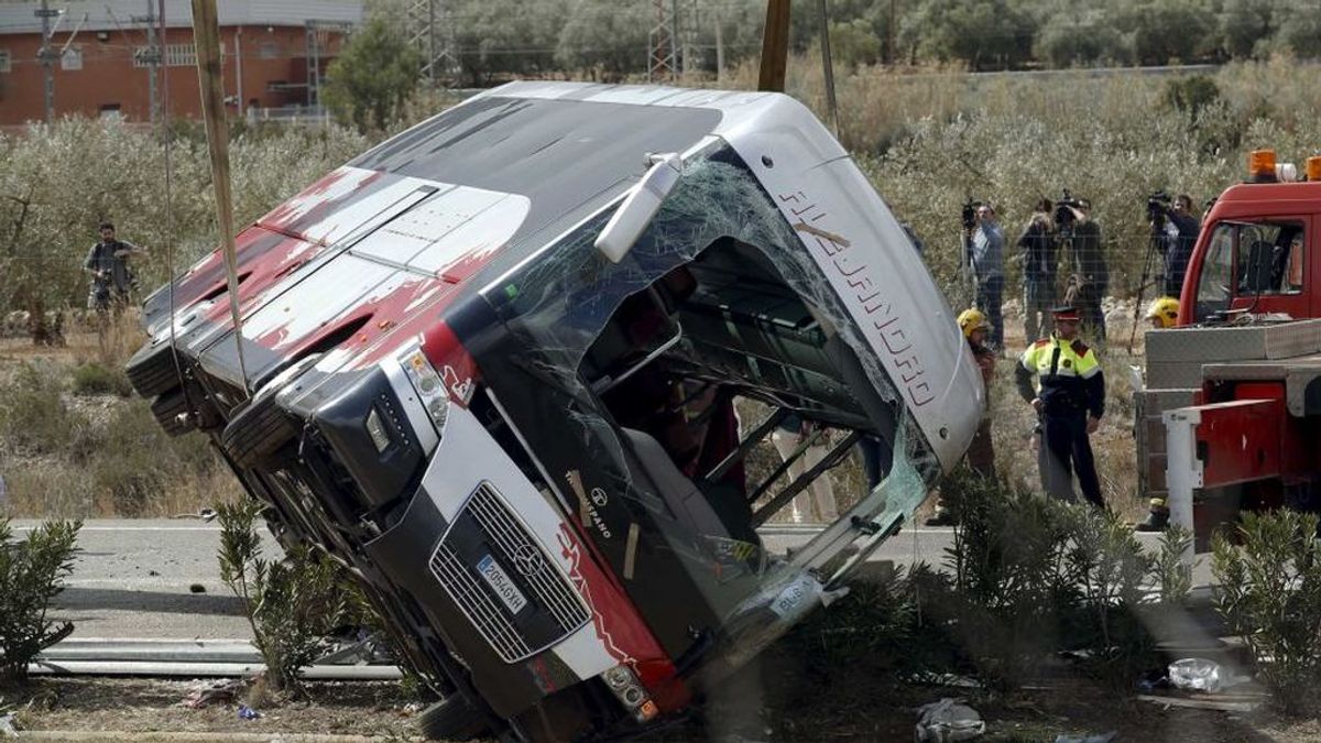 Archivan la causa contra el chófer del bus de Tarragona en el que murieron 13 Erasmus en 2016
