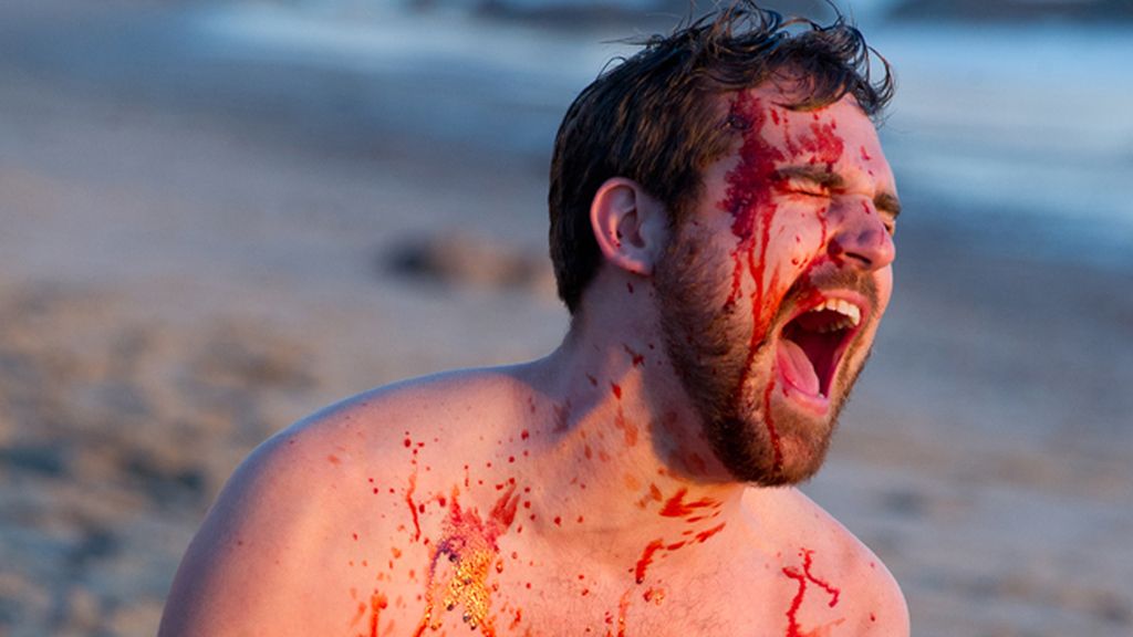 Los famosos, enganchados a una trama absurda