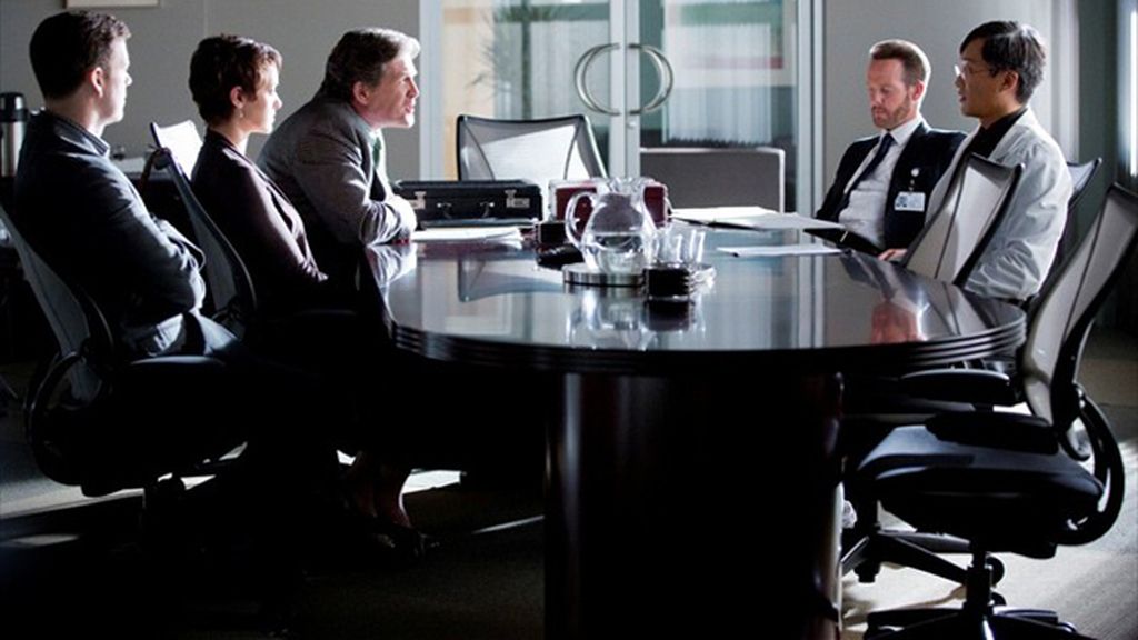 David E. Kelley firma el nuevo drama médico, protagonizado por Alfred Molina y Ving Rhames