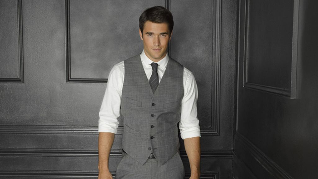 Joshua Bowman es Daniel Grayson