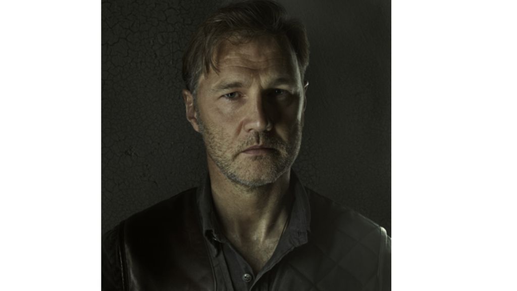 Los humanos comienzan a ser más peligrosos que los zombis