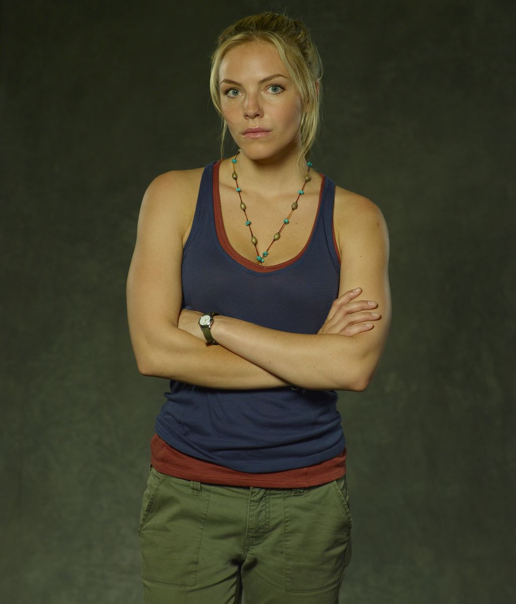 Eloise Mumford es Lena Landry
