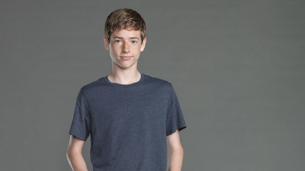 Jackson Pace es Chris Brody