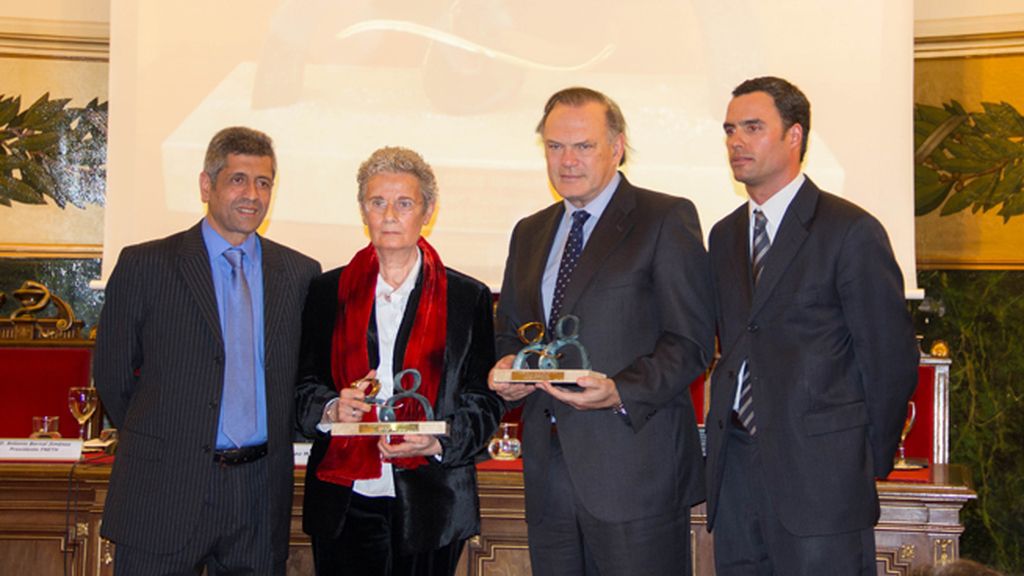 Entrega de los Premios Carlos Margarit en la Academia Nacional de Medicina