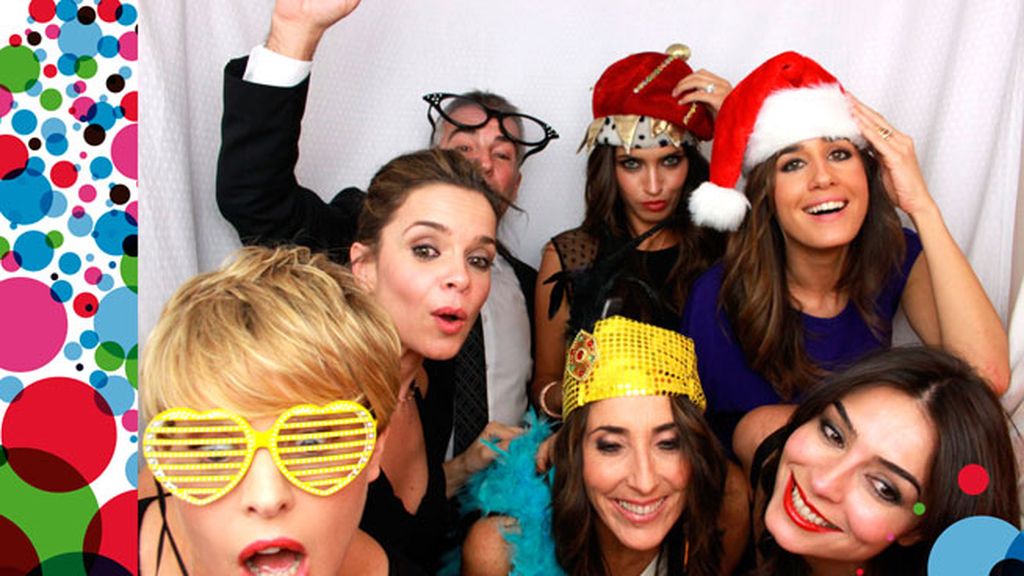 El christmas de Tania Llasera, Paz Padilla, Marta Fernández, Carmen Charaparro, Isabel Jiménez y David Cantero