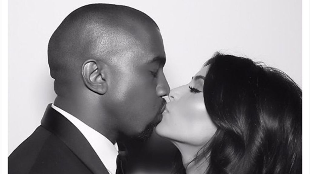 El álbum de boda de Kim Kardashian y Kanye West, un año después