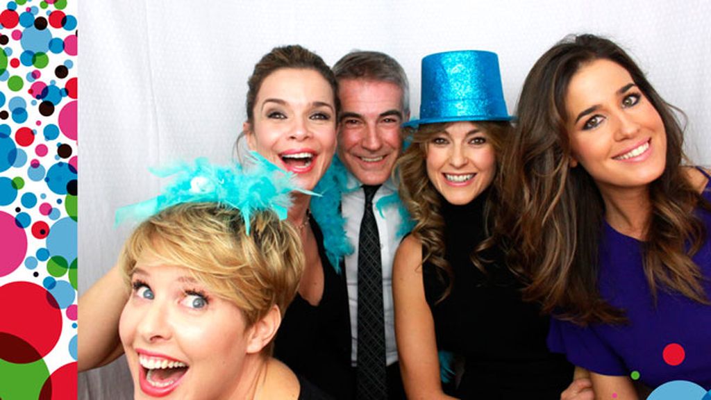 Tania Llasera, Carmen Chaparro, David Cantero, Mónica Martínez e Isabel Jiménez