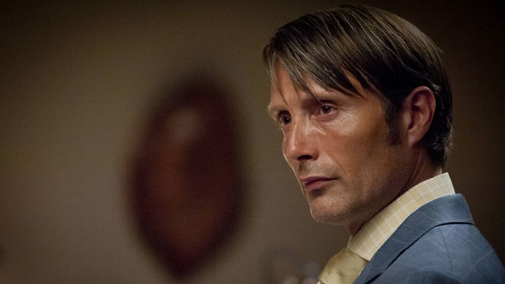 Mads Mikkelsen y Hugh Dancy juegan al gato y al ratón en esta producción de Bryan Fuller