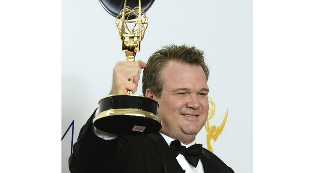 Eric Stonestreet , mejor actor de reparto de comedia:por 'Modern Family' (ABC)