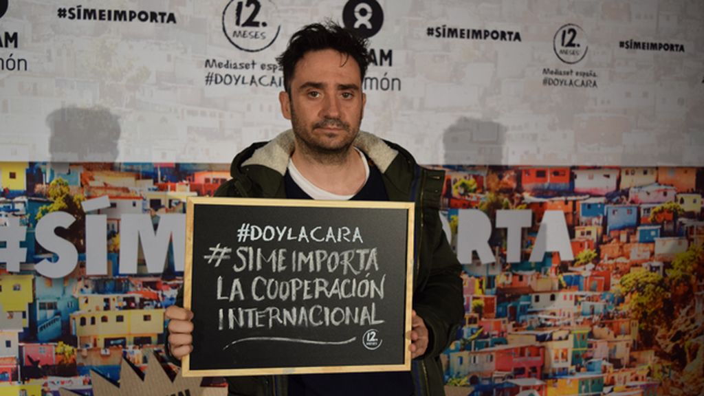Todos dan la cara en la proyección de '9 días en Haití'
