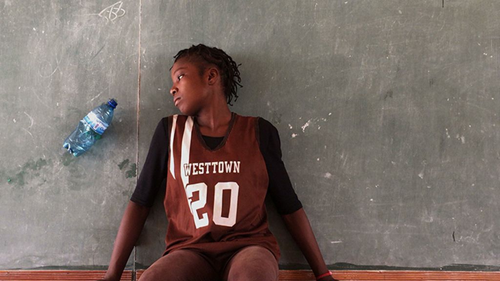 Las fotos del spot que nos enseña que compartir es cooperar