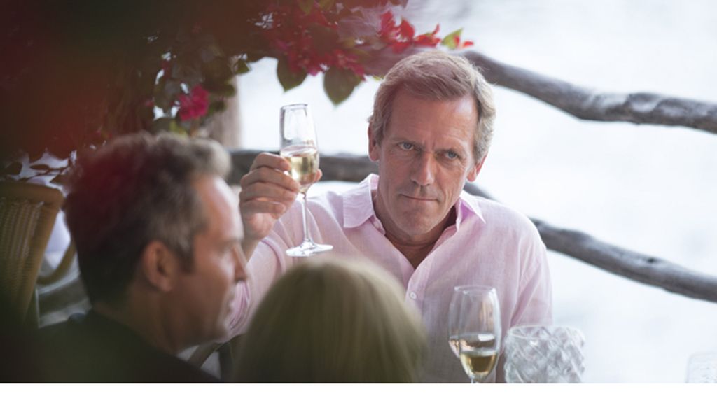 Hugh Laurie es Richard Roper