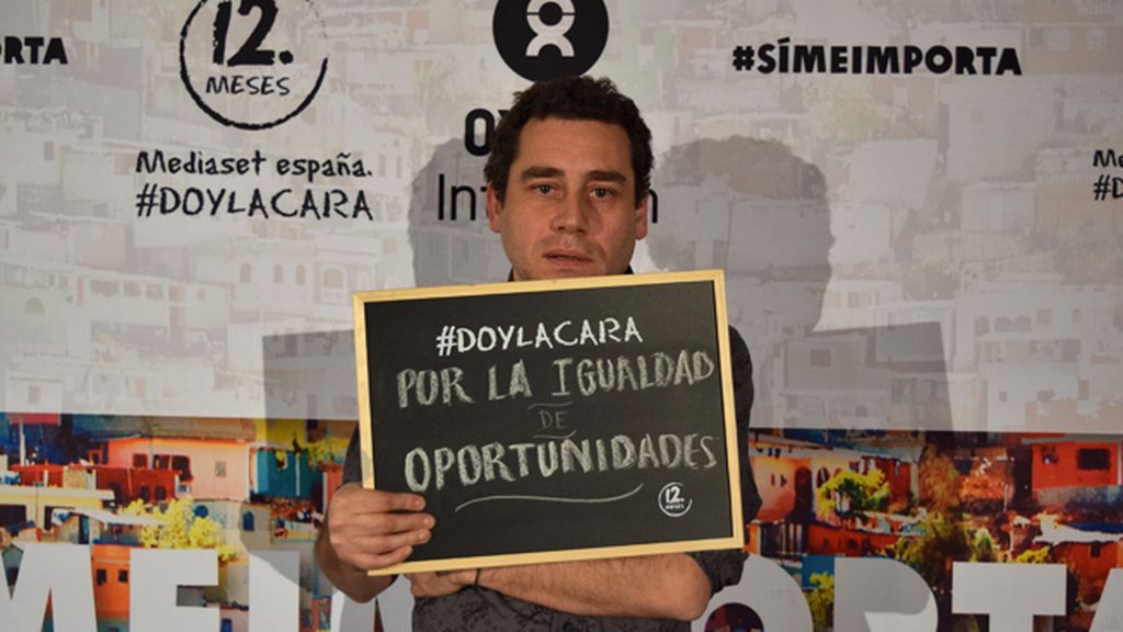 Todos dan la cara en la proyección de '9 días en Haití'