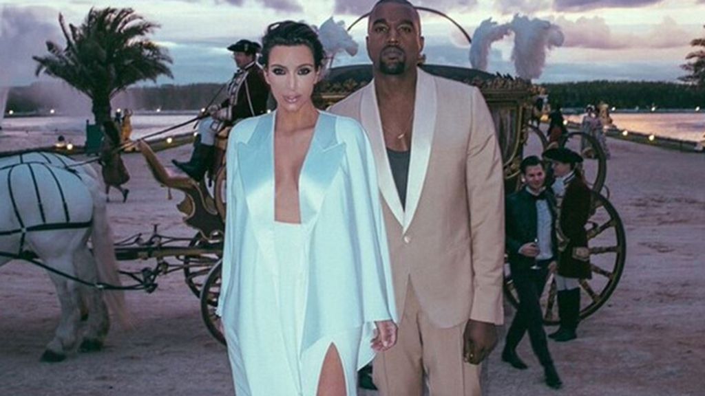 El álbum de boda de Kim Kardashian y Kanye West, un año después