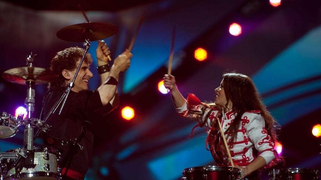 Bulgaria. Elitsa y Stoyan. 'Samo Shampioni'