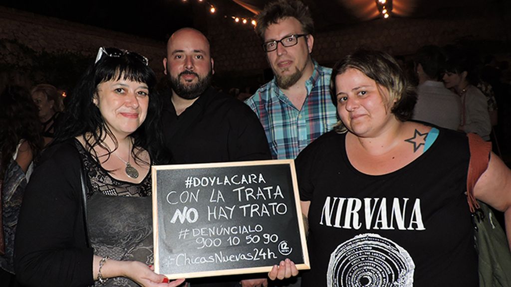 Todos dan la cara en el estreno de 'Chicas Nuevas 24 Horas'