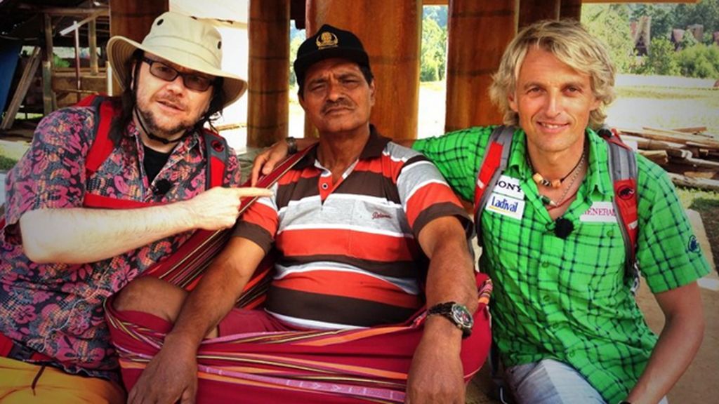 "Después de varios cientos de kilómetros de 'paseitos' tierra, mar y aire, mañana por fin subimos al volcán!"