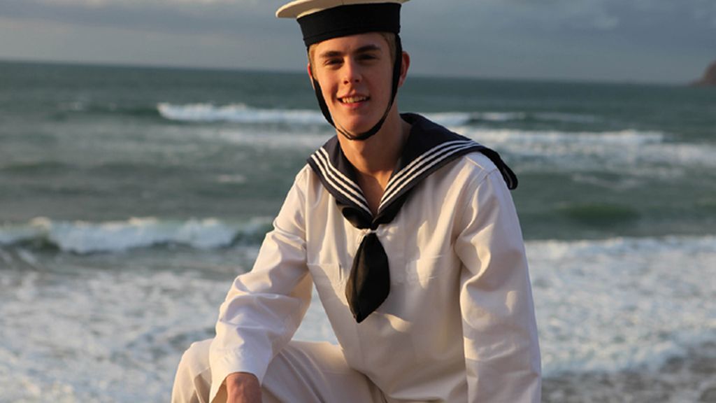 Enrique Aragonés, Patrick Criado y Fernando Gil interpretan al soberano en su niñez, su adolescencia y su madurez