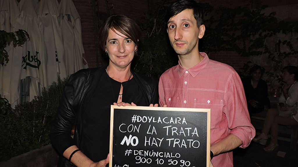 Todos dan la cara en el estreno de 'Chicas Nuevas 24 Horas'