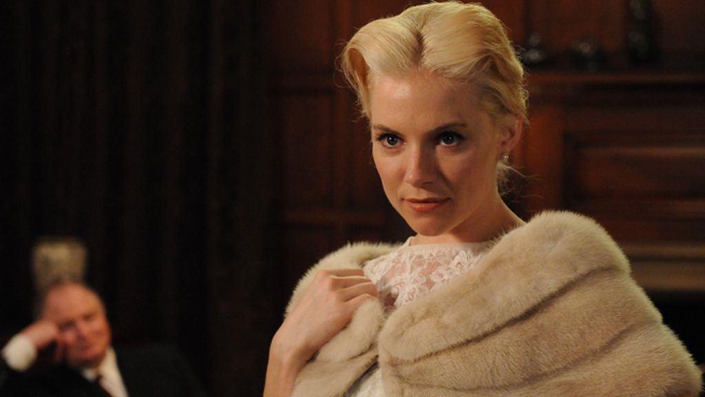 Sienna Miller es Tippi Hedren