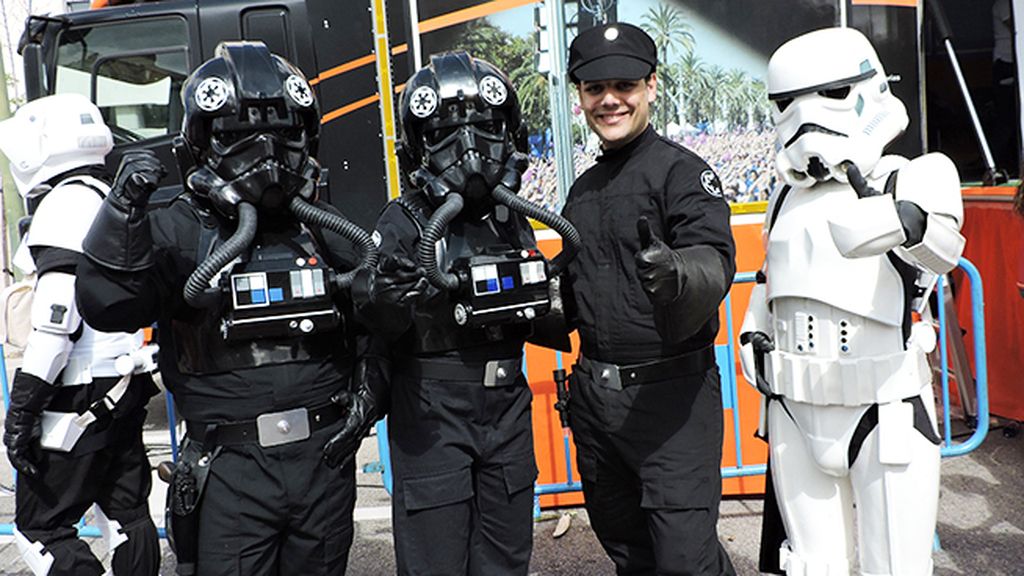 2.500 corredores se visten de rosa para apoyar la investigación