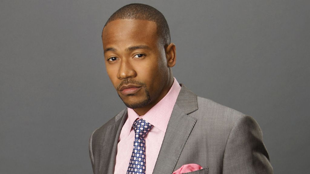 Columbus Short es Harrison Wright