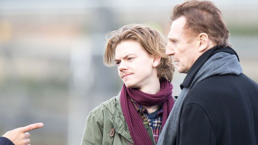 Liam Neeson (Daniel) y Thomas Brodie-Sangster (Sam)