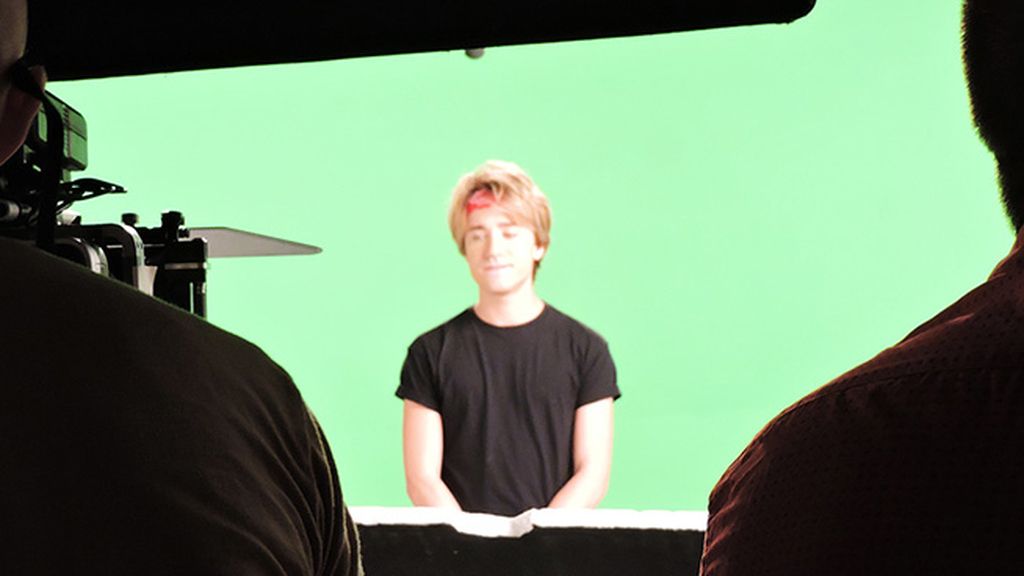 Blas, David, Blas, Álvaro y Dani frente al croma.