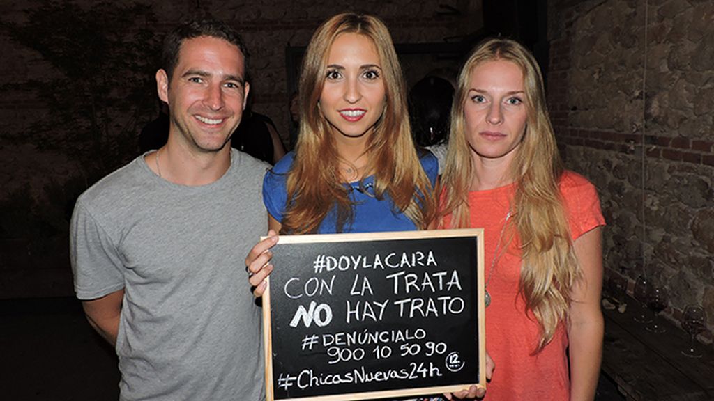 Todos dan la cara en el estreno de 'Chicas Nuevas 24 Horas'