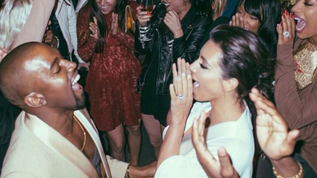 El álbum de boda de Kim Kardashian y Kanye West, un año después