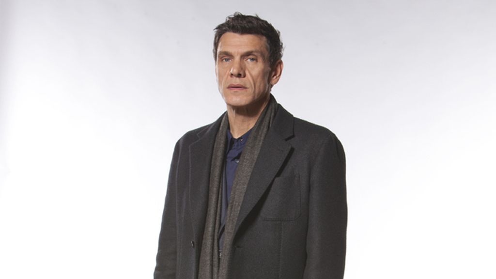 Marc Lavoine es Louis Daniel