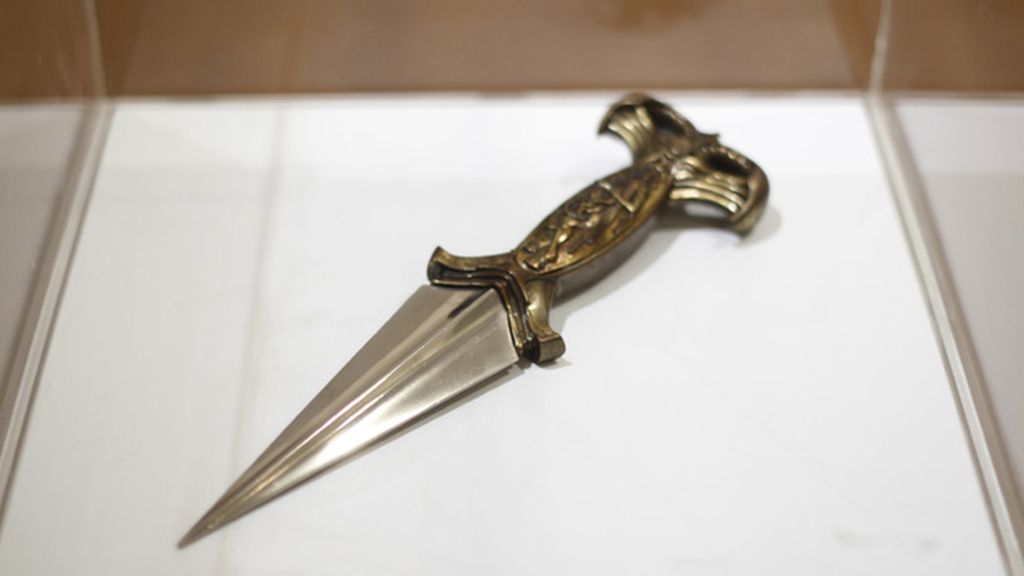 Toni Garrido y Silvia Abril, al frente de la retransmisión de la entrega de galardones desde Madrid, el 24 de febrero