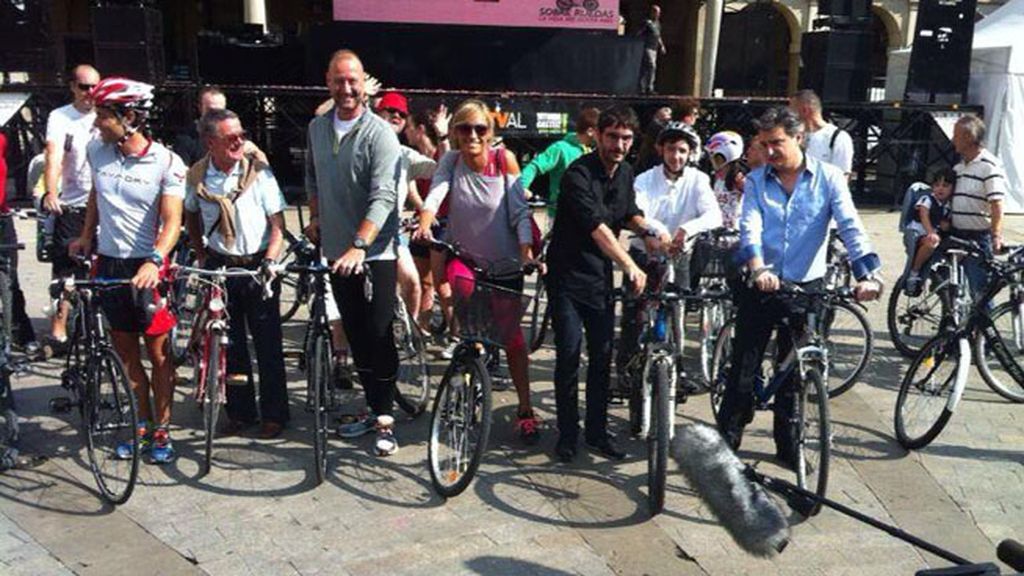 Marcha cicloturista 'Sobre Ruedas' por Vitoria