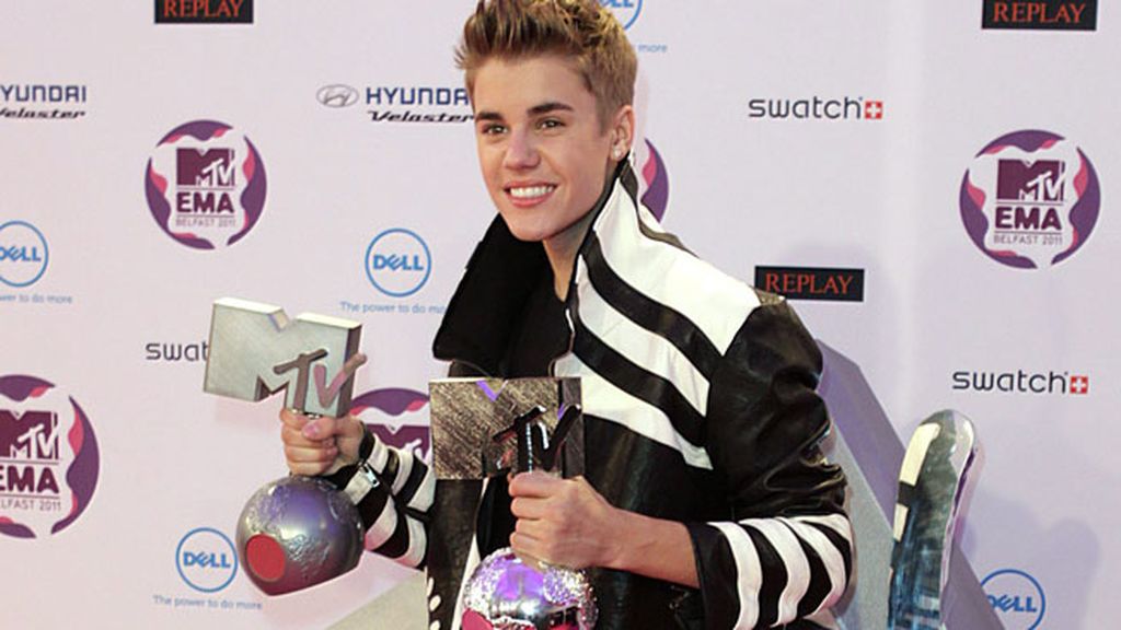 Justin Bieber, cargado