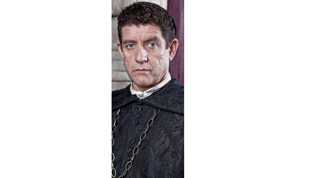 Pedro Casablanc es Alfonso Carrillo de Acuña