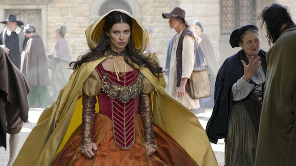 Natasha Yarovenko es María de Castro