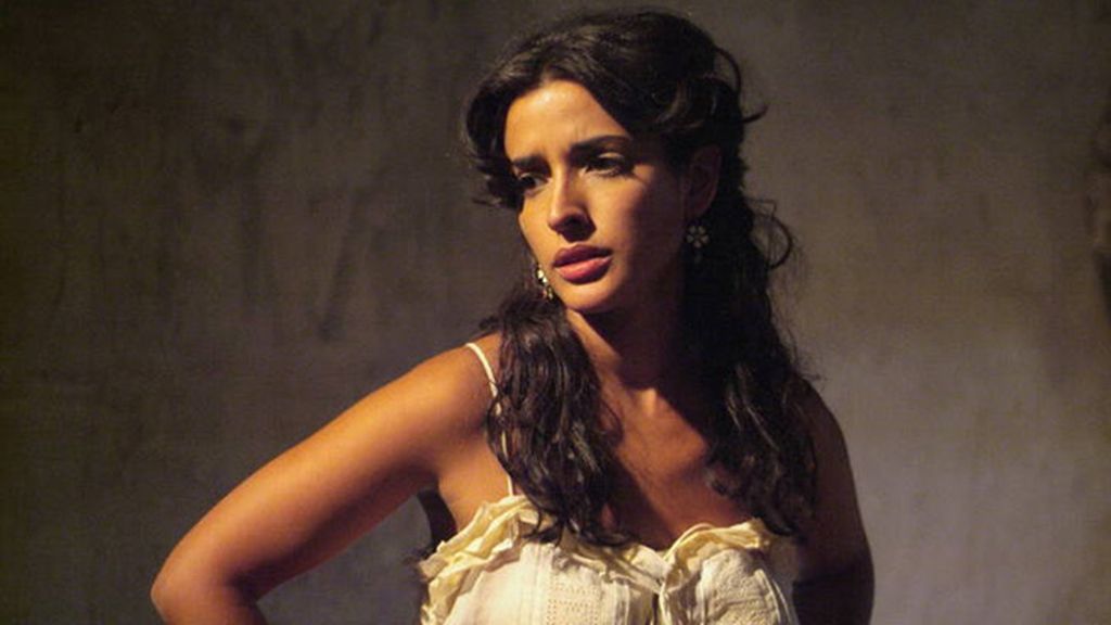 Loles León y Carlos Areces, madre e hijo en la ficción de Globomedia