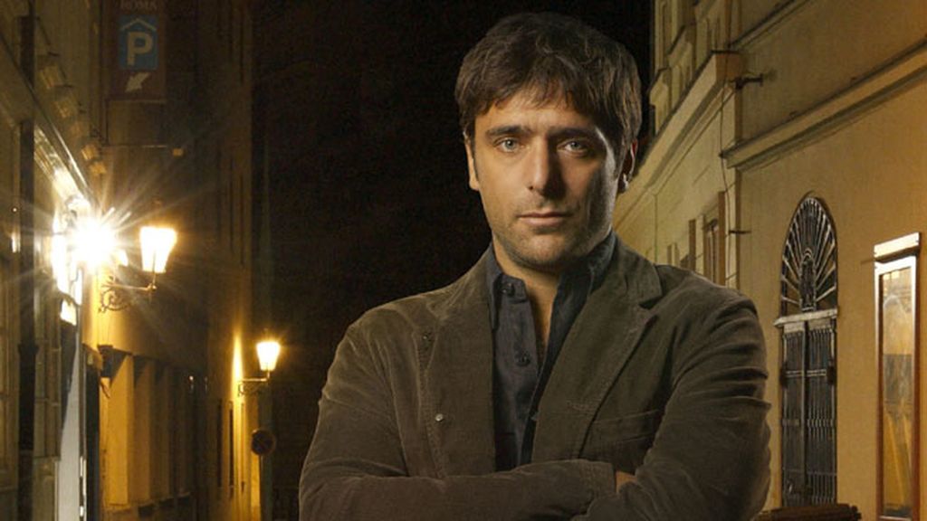 Adriano Giannini es Giancarlo